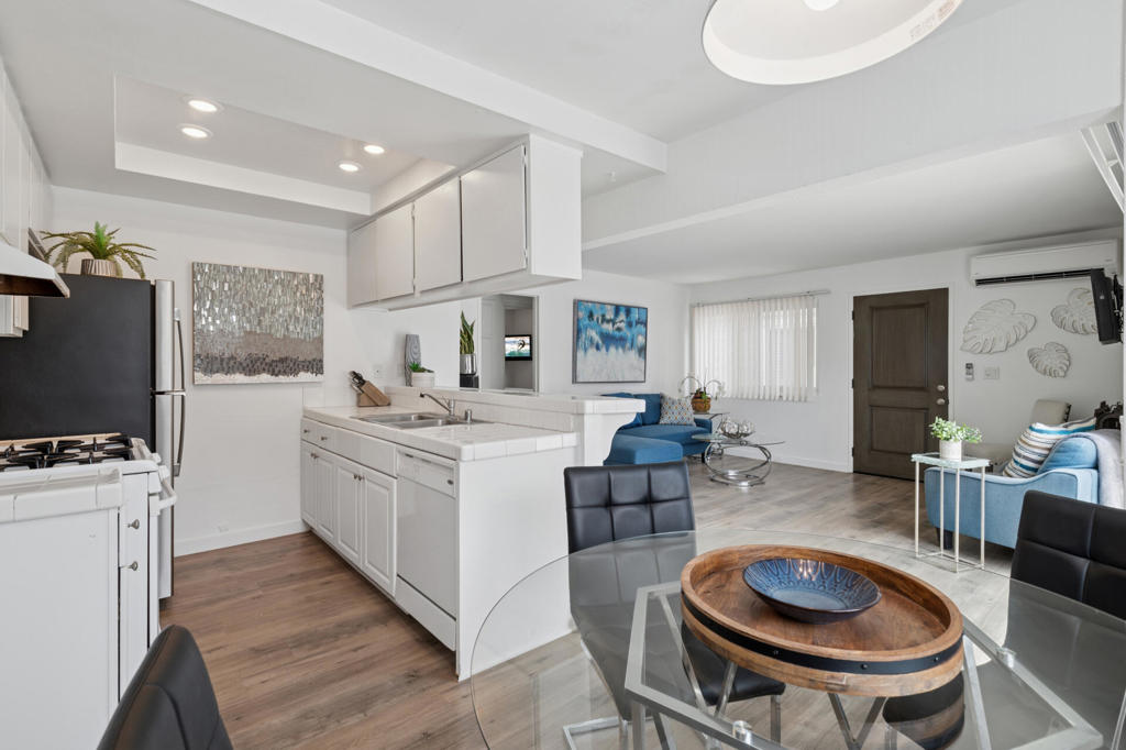 1010e2cd B917 4b28 A898 431a9511a042