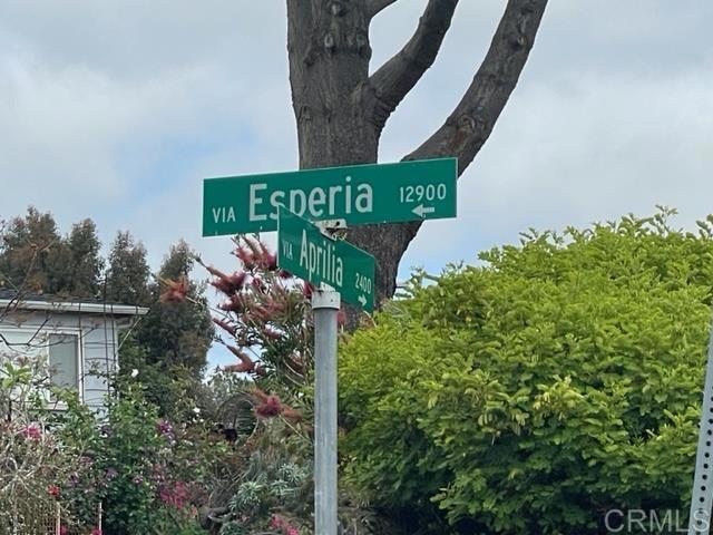 12941 Via Esperia, Del Mar CA: https://media.crmls.org/mediaz/10116725-6300-411e-bcdf-2e9ce1e59d79.jpg