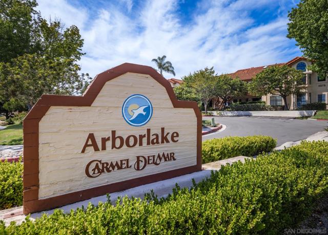 4045 Carmel View Rd, San Diego CA: https://media.crmls.org/mediaz/10134279-4792-4e85-b06a-5a0aa92e3d18.jpg