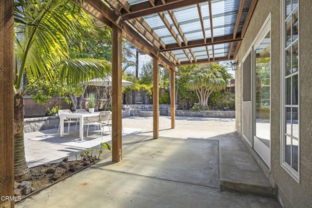 354 Arnett Avenue, Ventura CA: https://media.crmls.org/mediaz/1013d7b2-583d-4619-9a3a-dc0b2029bb78.jpg