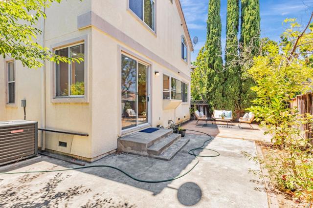 20433 Via Palamos, Cupertino CA: https://media.crmls.org/mediaz/1013ec6b-4525-4737-949a-03f26fdb7734.jpg