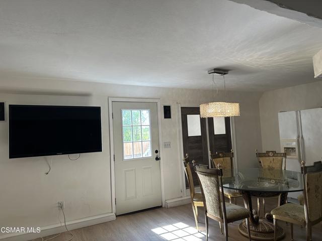 215 Pepper Road, Newbury Park CA: https://media.crmls.org/mediaz/1013f832-b29b-417f-a5d2-d051eb933f4f.jpg