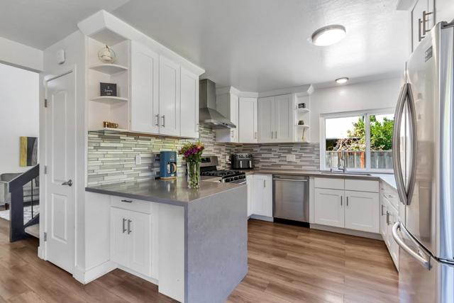 6142 Springer Way, San Jose CA: https://media.crmls.org/mediaz/10158eb7-26ac-48e4-9434-018bba48f1cd.jpg