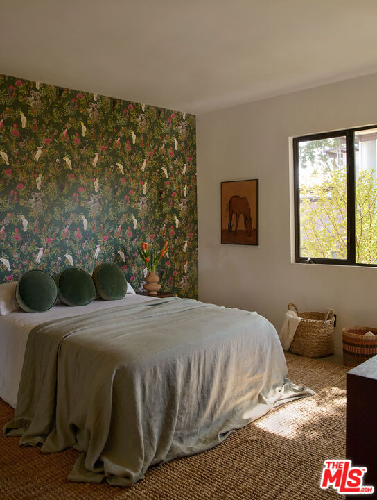 886 Teakwood Road, Los Angeles CA: https://media.crmls.org/mediaz/1015efa6-11b0-43b6-81da-b2a1bac7da7d.jpg