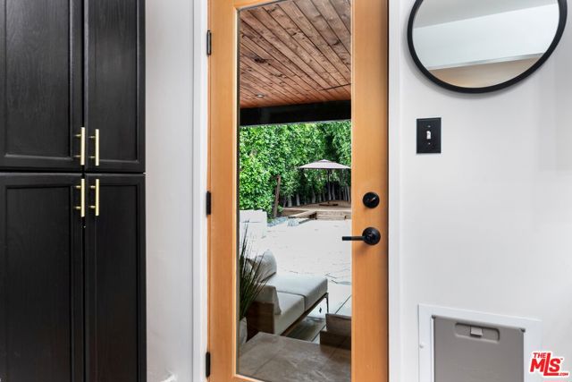 2342 S Garth Avenue, Los Angeles CA: https://media.crmls.org/mediaz/1015fa02-c2f2-4d2e-8ead-b261e94c0f3d.jpg