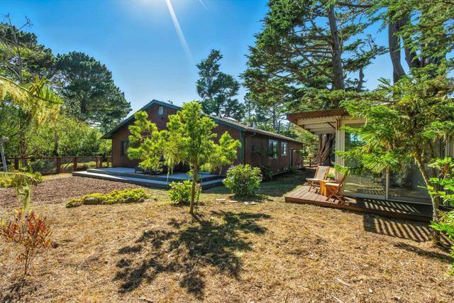 430 Marine Boulevard, Moss Beach CA: https://media.crmls.org/mediaz/10166934-a8f0-436d-a5c5-5e4263a4c81b.jpg