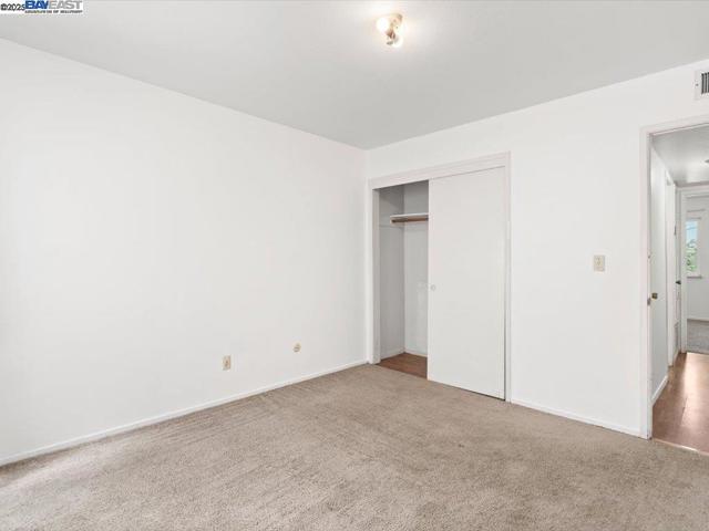56 Edgewood Ct, Daly City CA: https://media.crmls.org/mediaz/1016c1c0-a2b8-498d-8838-d73c51b7e0d2.jpg