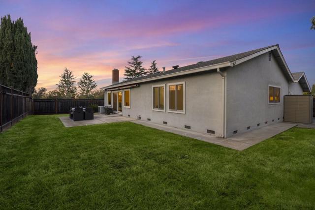 2805 Gazelle Drive, Campbell CA: https://media.crmls.org/mediaz/101719a2-3ad7-4bd5-a60c-ea48c30d01cc.jpg