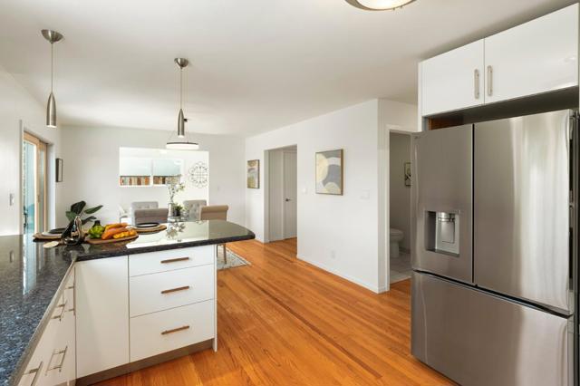 268 S Bernardo Avenue, Sunnyvale CA: https://media.crmls.org/mediaz/101738c5-4634-4070-936f-5aab81c4bc50.jpg
