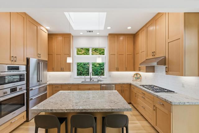 1236 Hoover Street, Menlo Park CA: https://media.crmls.org/mediaz/10184bcd-44b9-4479-9d9a-819d81b64042.jpg