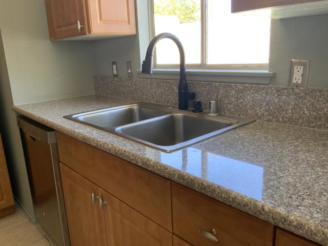 66590 Yucca Drive, Desert Hot Springs CA: https://media.crmls.org/mediaz/10185407-8c15-4bee-b0f1-eb0b12fe513c.jpg