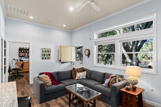 21900 Parrott Ranch Road, Carmel Valley CA: https://media.crmls.org/mediaz/101928cc-e6e6-49fd-a76f-e41d0da4a228.jpg