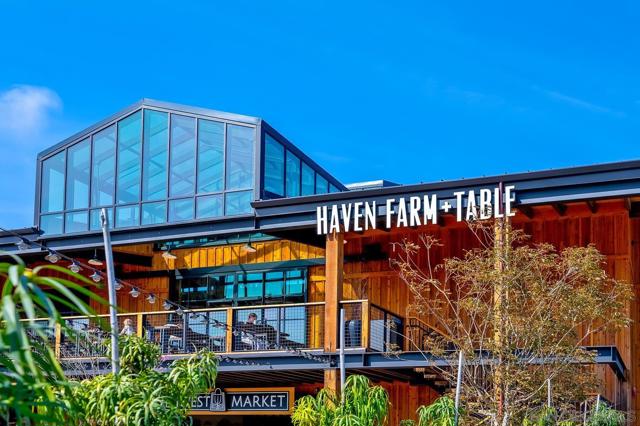 1216 Molara Ln, Encinitas CA: https://media.crmls.org/mediaz/10197112-25c0-4fc3-9dd1-08c58c068f38.jpg