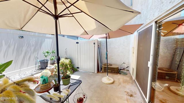 232 Gazania Court, Thousand Oaks CA: https://media.crmls.org/mediaz/101b74f7-b2b0-4bdb-b36f-a555b526827d.jpg