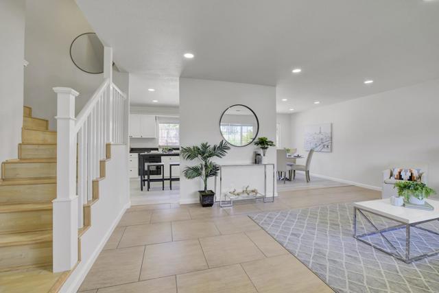 3517 Dahill Court, San Jose CA: https://media.crmls.org/mediaz/101ba71a-cbc9-4060-9bbd-f65acfd5d76f.jpg