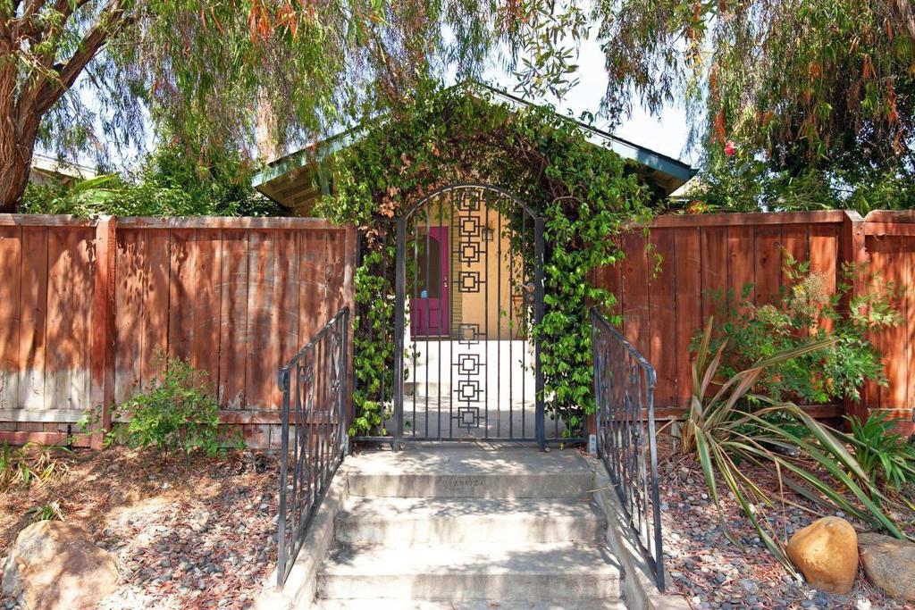 MLS #250040960SD image #18