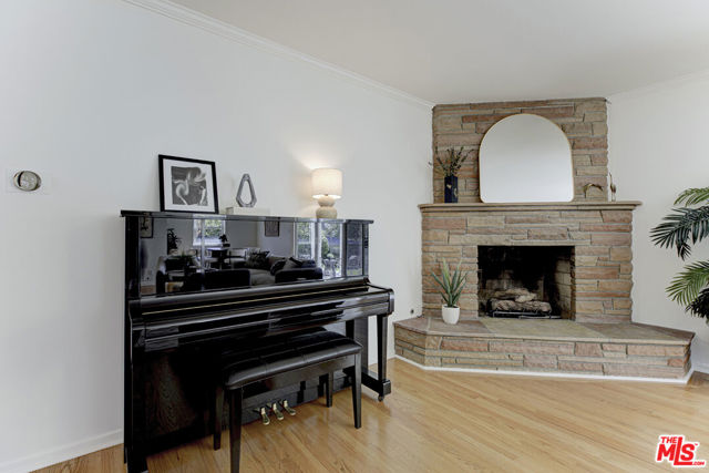 608 Solway Street photo 7