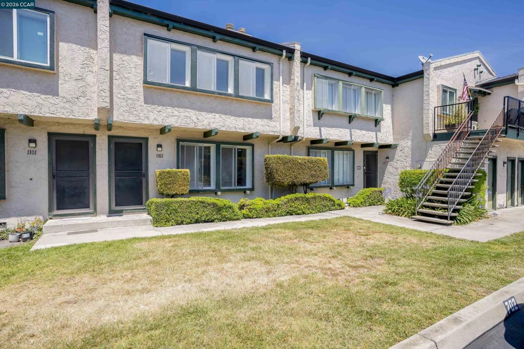1031 Clyde Ave #1102