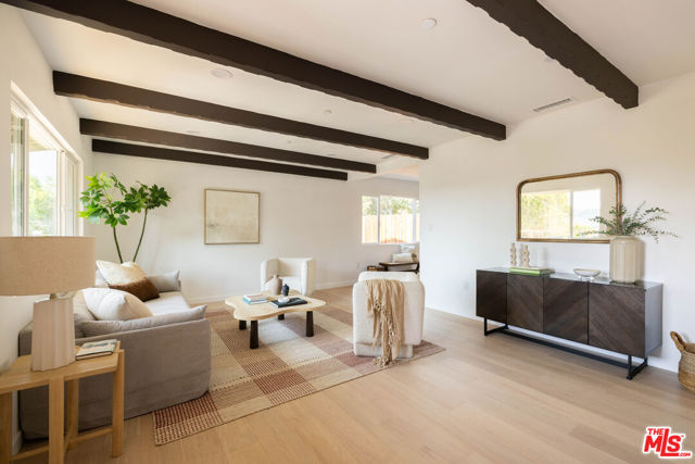 1336 Armadale Avenue, Los Angeles CA: https://media.crmls.org/mediaz/101e4ce6-db05-42fe-bad1-b9cb20251655.jpg