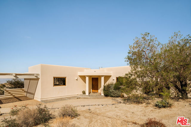 Image 19 of 39 For 57425 Palm Seco Circle