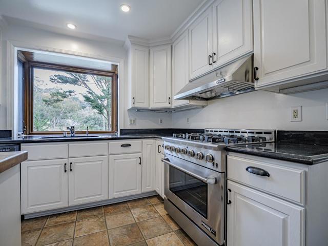 1459 High Street, Santa Cruz CA: https://media.crmls.org/mediaz/1020aa5b-1125-496d-af89-166aefebbb46.jpg