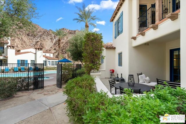 48472 Legacy Drive, La Quinta CA: https://media.crmls.org/mediaz/1020aedb-77bd-4731-b112-f16c17796fde.jpg