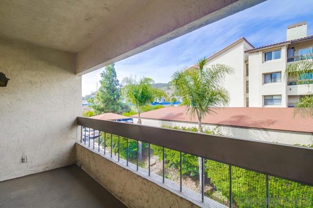 6737 Friars, San Diego, California 92108, 3 Bedrooms Bedrooms, ,2 BathroomsBathrooms,Condominium,For Sale,Friars,250020141SD