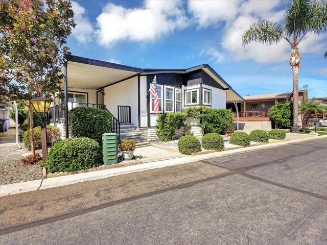 3462 Don Jose Drive, Carlsbad CA: https://media.crmls.org/mediaz/1022e750-1bf3-4697-a8c3-05621355aa1b.jpg
