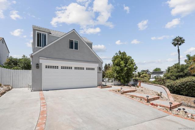 4503 Carnaby, Carlsbad CA: https://media.crmls.org/mediaz/1023c3d7-854c-4521-a676-6214dd120cc0.jpg