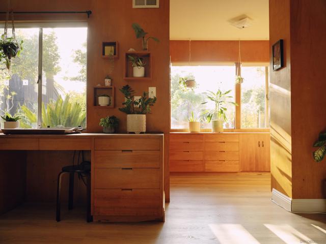 6009 Mimulus, Rancho Santa Fe CA: https://media.crmls.org/mediaz/10241fc2-1f1b-4fd7-b166-d94d54ac04f4.jpg