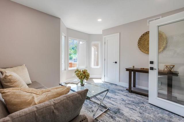 1278 Avenida Miguel, Encinitas CA: https://media.crmls.org/mediaz/1024bc48-61ab-4b05-8b00-146d0208621a.jpg