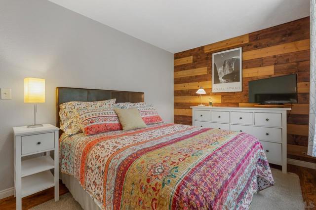 5490 New Mills Rd, San Diego CA: https://media.crmls.org/mediaz/10250f13-e522-428d-8baf-123e0770e772.jpg