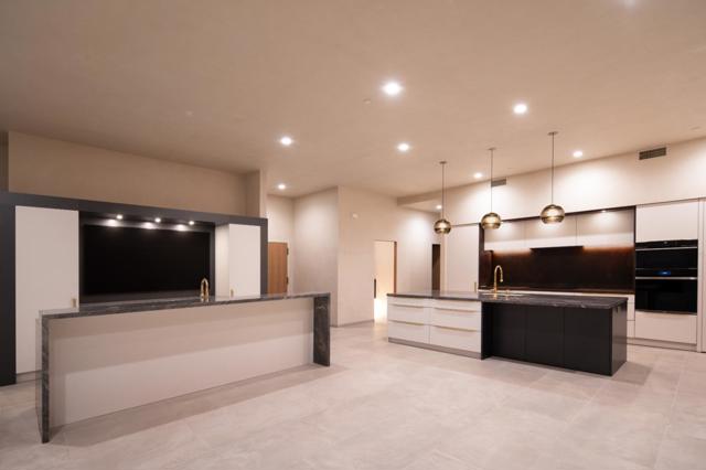 Image 7 of 17 For 520 Lighthouse Avenue 301