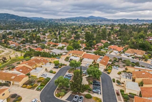 Detail Gallery Image 24 of 33 For 13426 the Sq, Poway,  CA 92064 - 2 Beds | 2 Baths