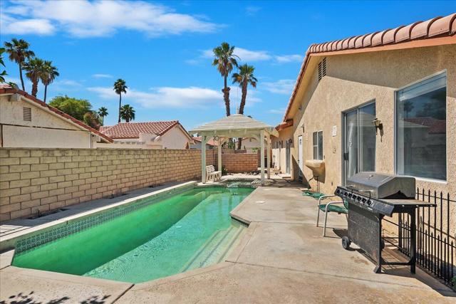 82210 Vandenberg Drive, Indio CA: https://media.crmls.org/mediaz/1025d565-f94c-4da2-ae22-17b9124ef7fe.jpg