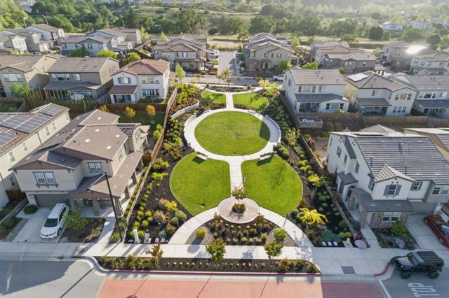 7081 Kirigin Way, Gilroy CA: https://media.crmls.org/mediaz/10269eb0-4cf9-4237-931e-689418e35416.jpg