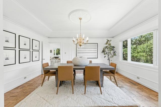 2530 Skyfarm Drive, Hillsborough CA: https://media.crmls.org/mediaz/10278f3b-a0ef-4d3c-b367-01de6f4533a1.jpg