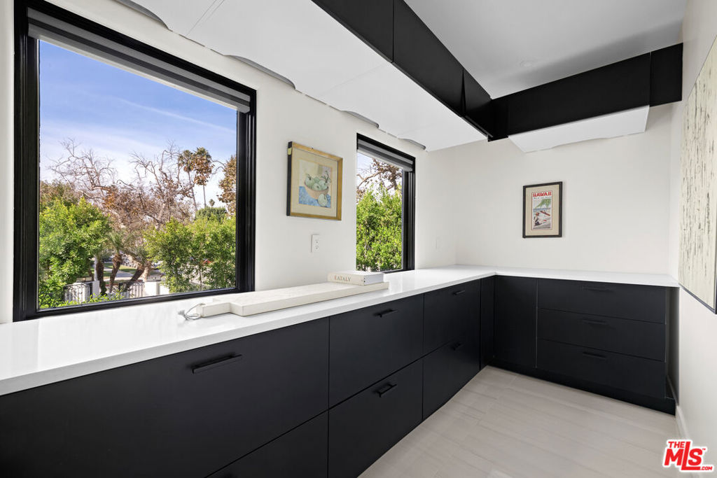 Thumbnail 21