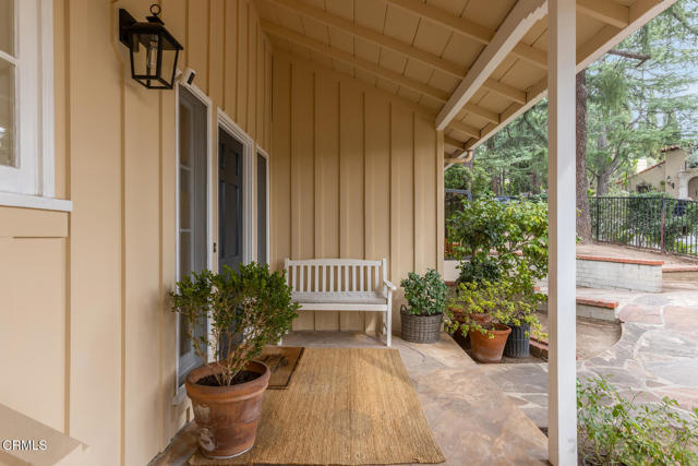 Detail Gallery Image 6 of 44 For 5209 Alta Canyada Rd, La Canada Flintridge,  CA 91011 - 3 Beds | 2 Baths