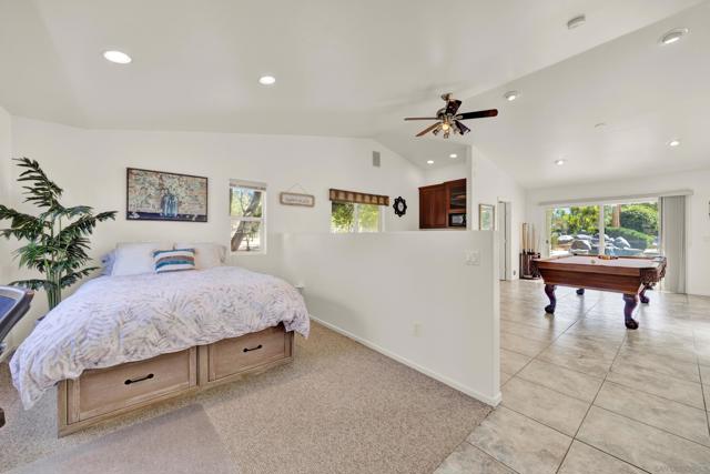 14265 Sandhill Rd, Poway CA: https://media.crmls.org/mediaz/1028357a-23af-40b4-861c-8e4538216238.jpg