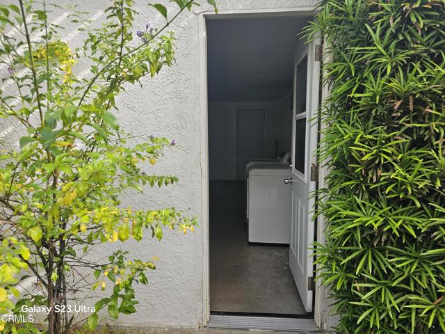 Detail Gallery Image 33 of 36 For 2708 Pinelawn Dr, La Crescenta,  CA 91214 - 4 Beds | 3 Baths