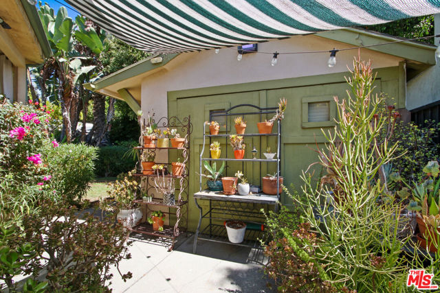 1246 N Genesee Avenue, West Hollywood CA: https://media.crmls.org/mediaz/1029648c-3554-4aeb-aeaa-72ab9de47311.jpg