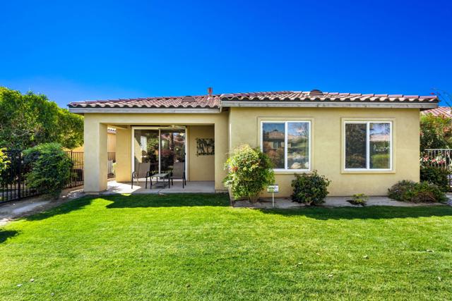 82102 Keitel Lane, Indio CA: https://media.crmls.org/mediaz/102968d0-7c65-4d6c-b79b-db3031bfba70.jpg