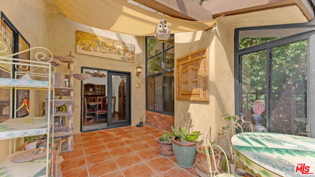 1242 Angelo Drive photo 13