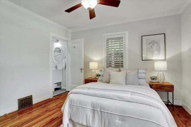 355 S 17th Street, San Jose CA: https://media.crmls.org/mediaz/102a7918-dfaf-4e0a-aa91-59ead732e13a.jpg