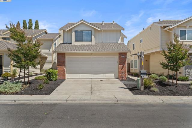 3664 Thrush Terrace, Fremont CA: https://media.crmls.org/mediaz/102b7cd9-47dd-4922-b937-6e27afc62279.jpg