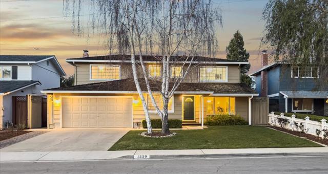 1350 Elwood Drive, Los Gatos CA: https://media.crmls.org/mediaz/102bb71c-c05a-4b7e-b766-bf9a9e7aba17.jpg