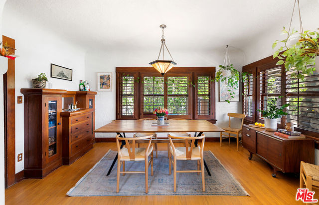 539 Harps Street photo 7