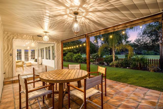 17268 Bernardo Oaks Dr, San Diego CA: https://media.crmls.org/mediaz/102d500b-5492-4e8d-b5fd-74cdc3415c75.jpg