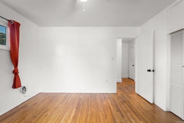 406 26 S Grape St, Escondido CA: https://media.crmls.org/mediaz/102f2970-8564-4709-a807-a21f87e13ded.jpg